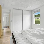 2 Bedroom Cozy In Juelsminde Nyaraló *