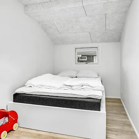 2 Bedroom Cozy In Juelsminde Feriehus *